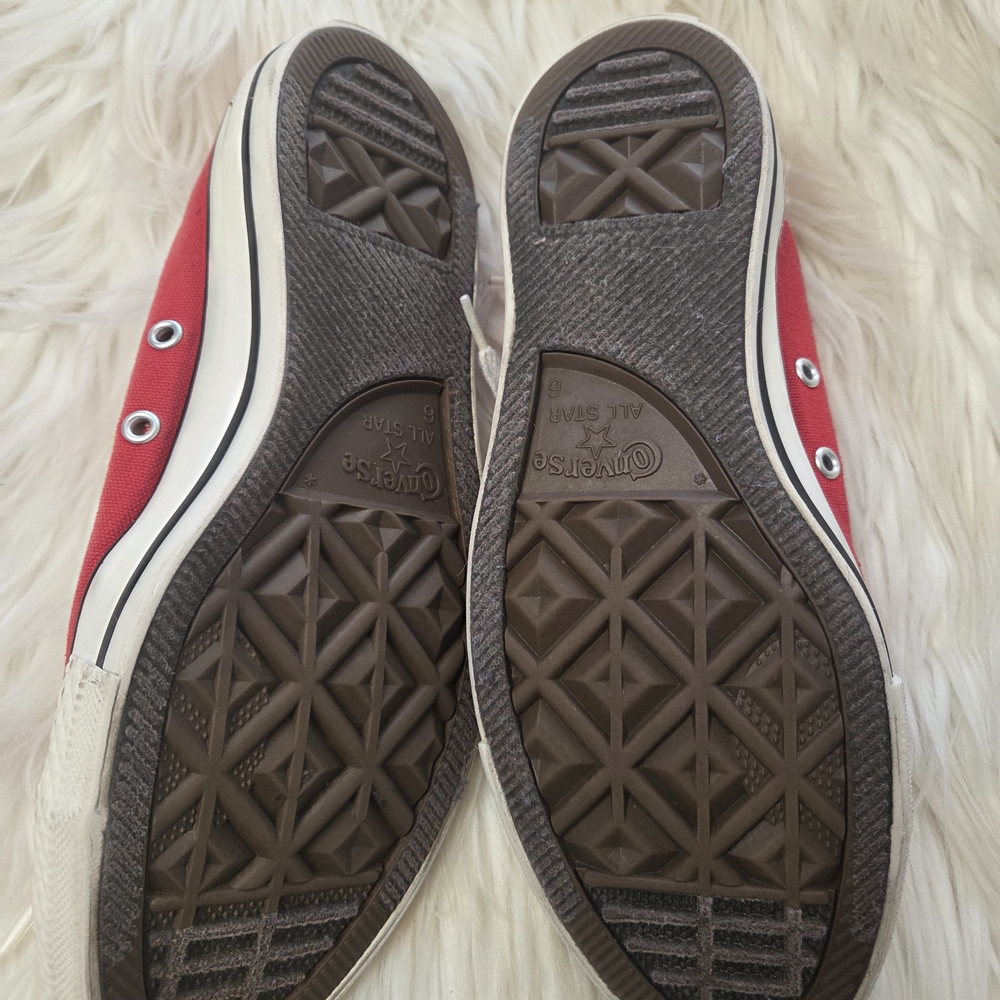Converse All Star Red Canvas Shoes - Picture 4 of 5